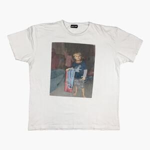 OLIVER TREE Razor Box Meme Classic Graphic Print T-Shirt (White | Size XL)
